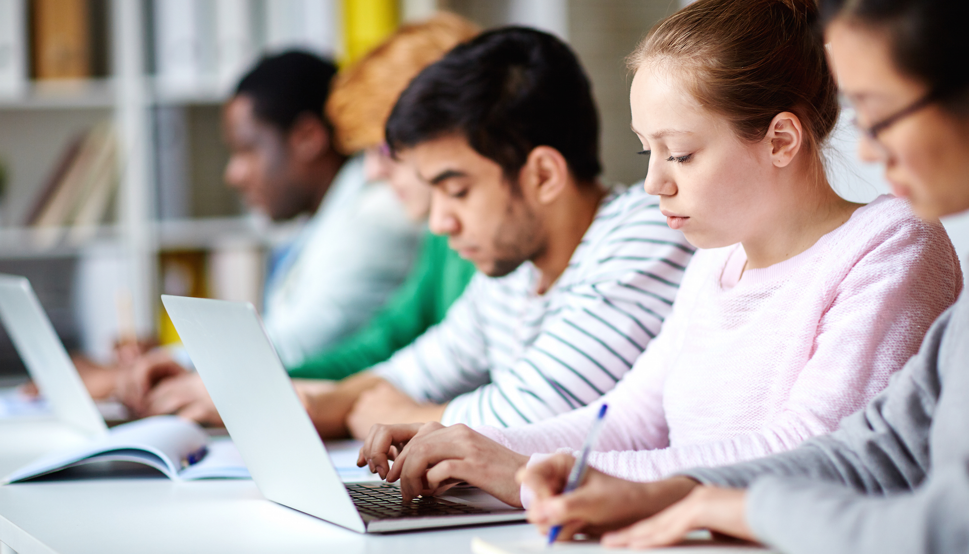 Mandl students working in the computer lab